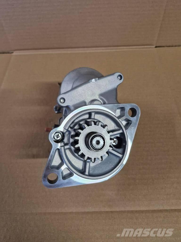 Hitachi ZX 26 U-5 Varikliai