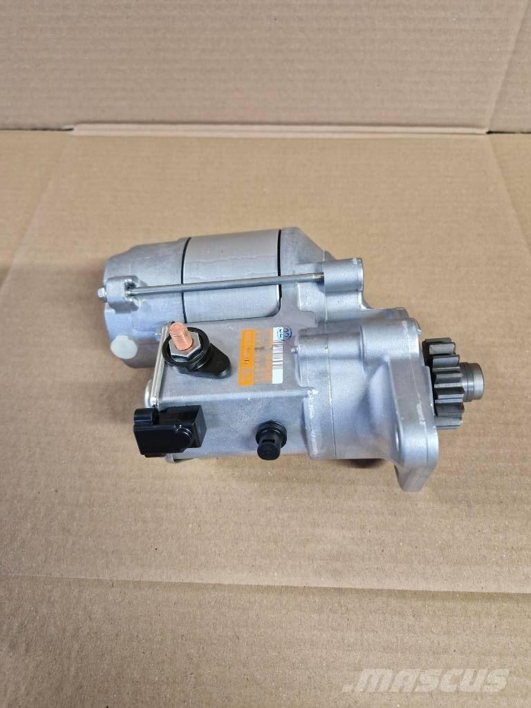 Hitachi ZX 26 U-5 Varikliai