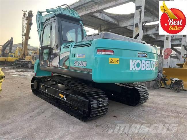 Kobelco SK 200 Vikšriniai ekskavatoriai