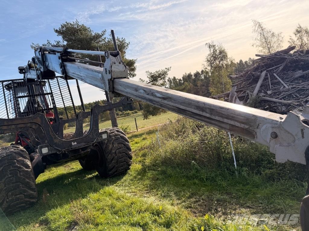 Komatsu 845 Naudoti miškovežiai (Forvarderiai)