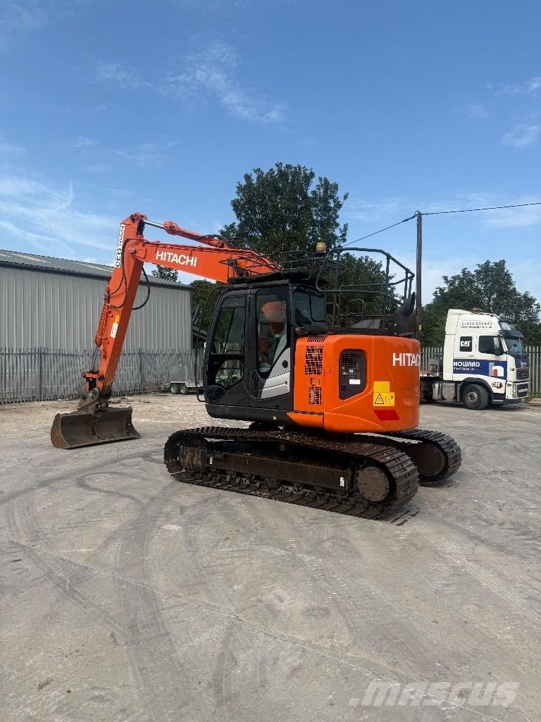 Hitachi ZX 135 US-6 Vikšriniai ekskavatoriai