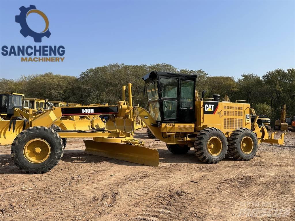 CAT 140 H Greideriai