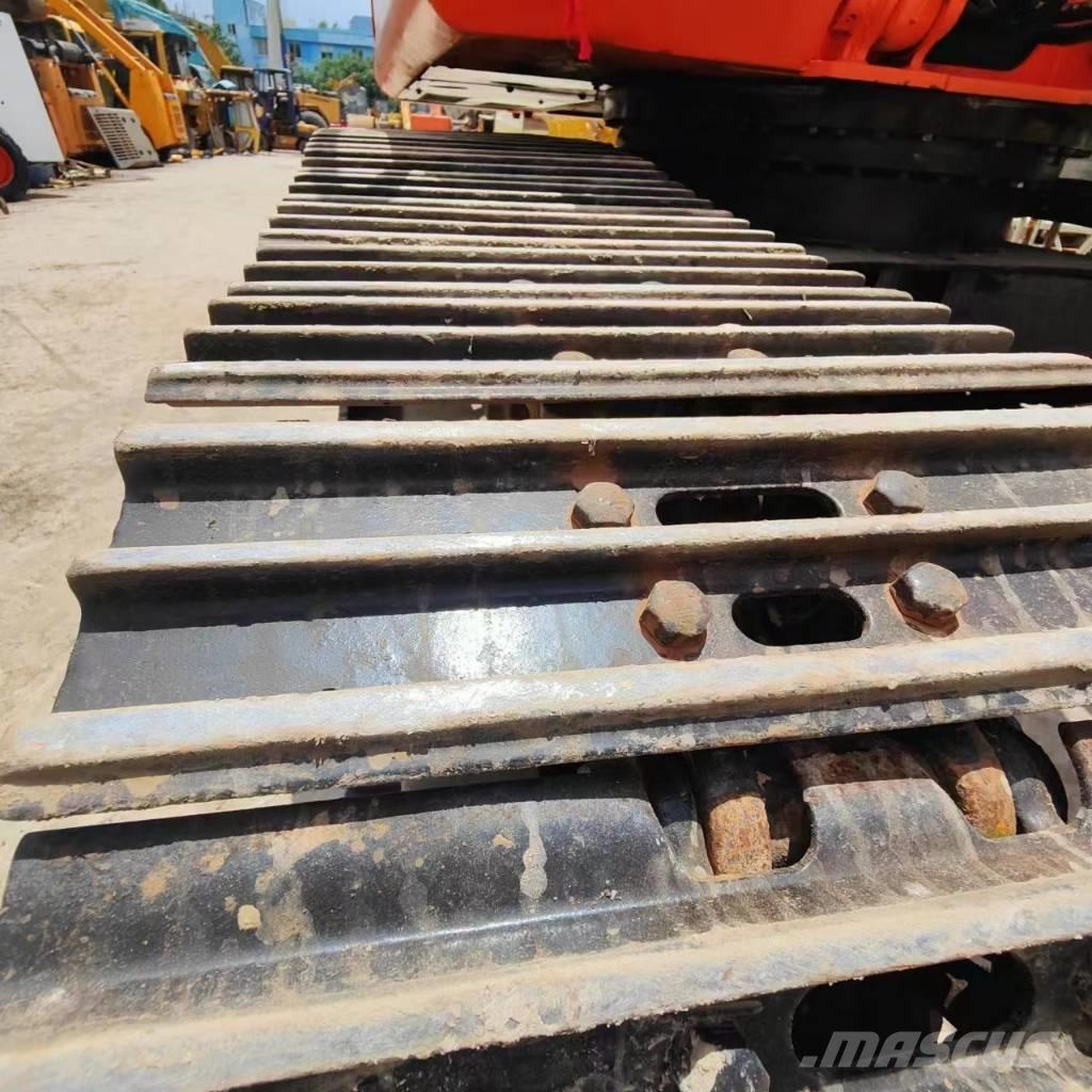 Hitachi ZAXIS 200-3G Vikšriniai ekskavatoriai