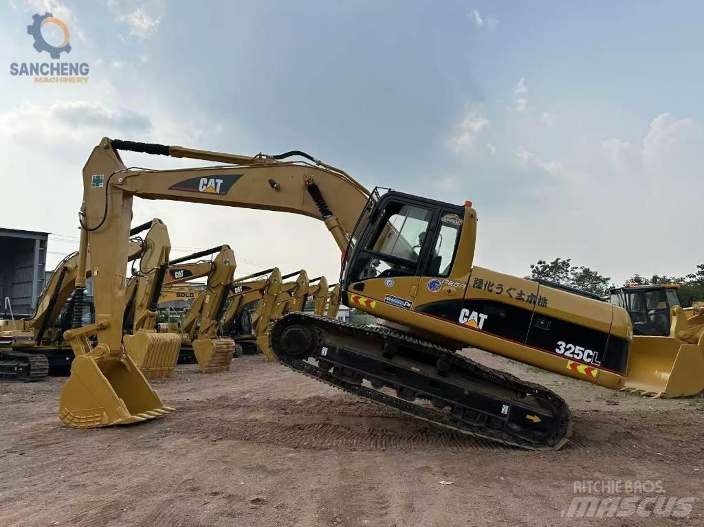 CAT 325 CL Vikšriniai ekskavatoriai