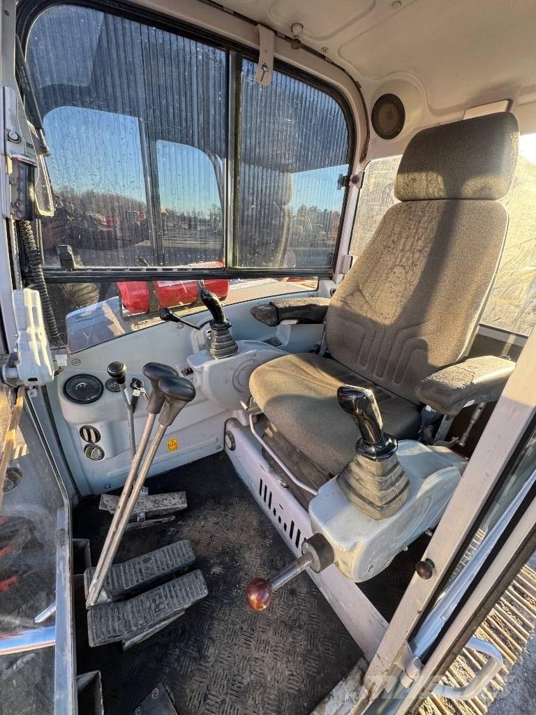 Wacker Neuson 75 Z3 Vidutinės galios ekskavatoriai 7-12 t