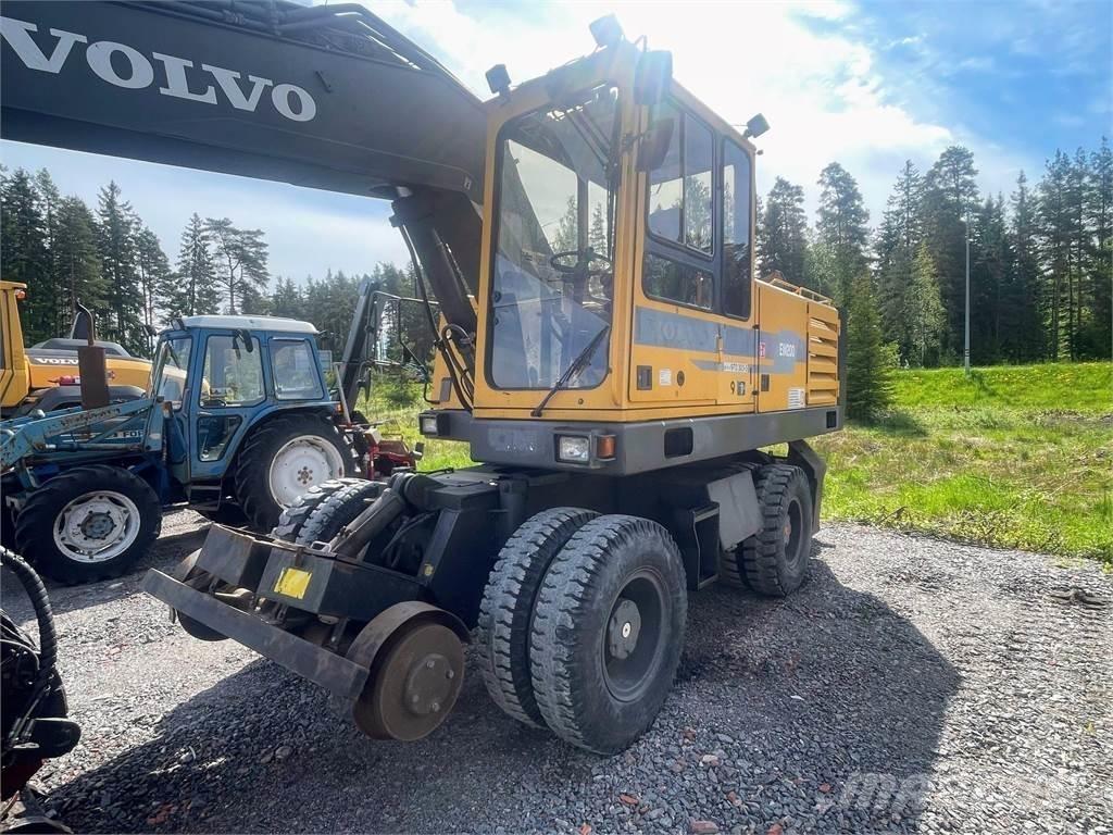 Volvo EW 200 4x4 Ratiniai ekskavatoriai