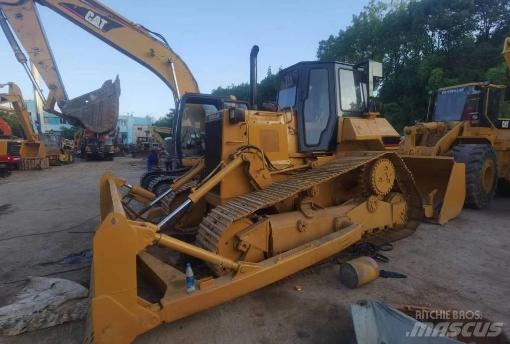 CAT D 6 R Vikšriniai buldozeriai