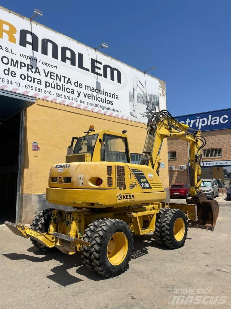 Komatsu PW 110 Ratiniai ekskavatoriai