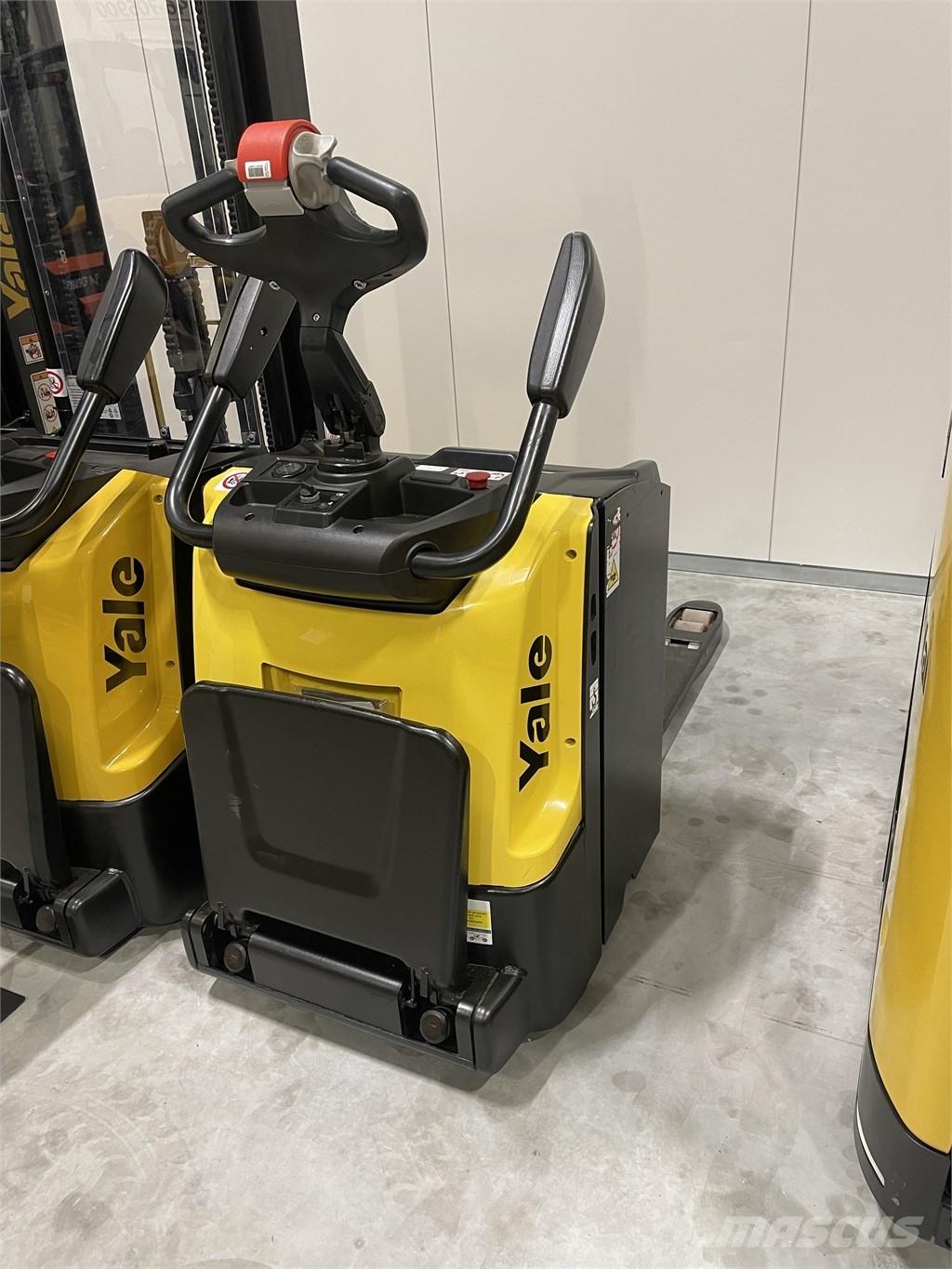 Hyster P2,5S Žemų aukščių keltuvai su platforma