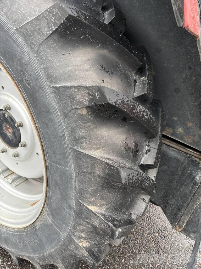 Case IH 845 XL Traktoriai