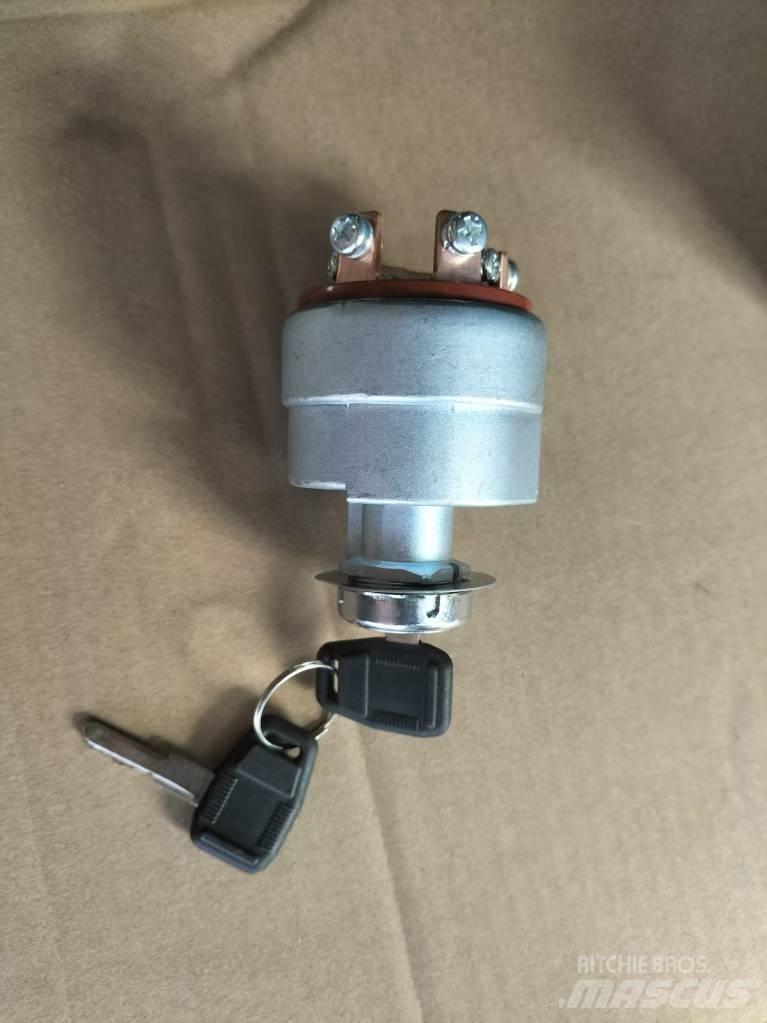 Shantui sd22 Kabinos ir interjeras