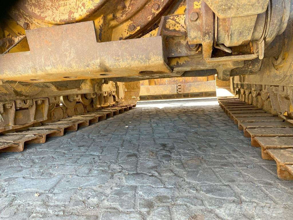 CAT D6T XW NVT Vikšriniai buldozeriai