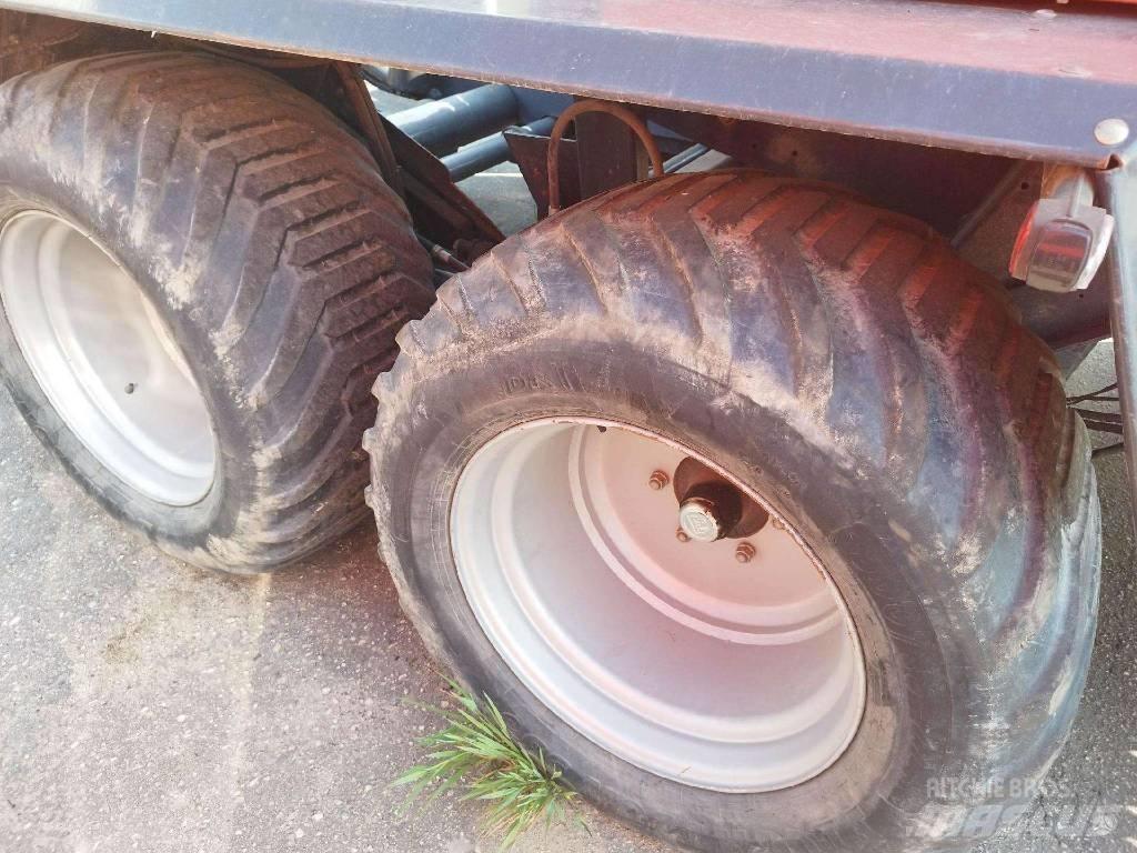 Kuhn VBP 2160 Ritinių presai