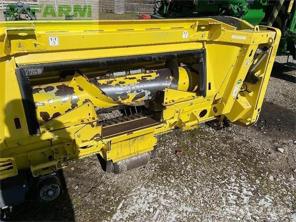 John Deere 8300 Pašarų ruošimo technika