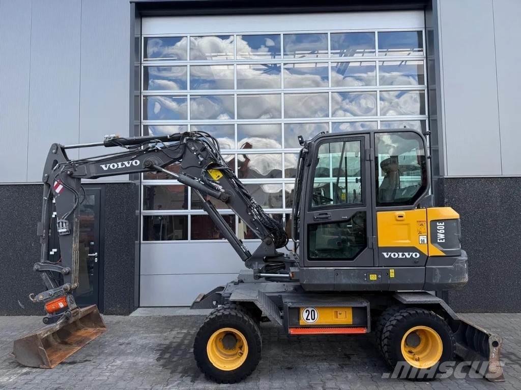 Volvo EW60E | A/C Vidutinės galios ekskavatoriai 7-12 t