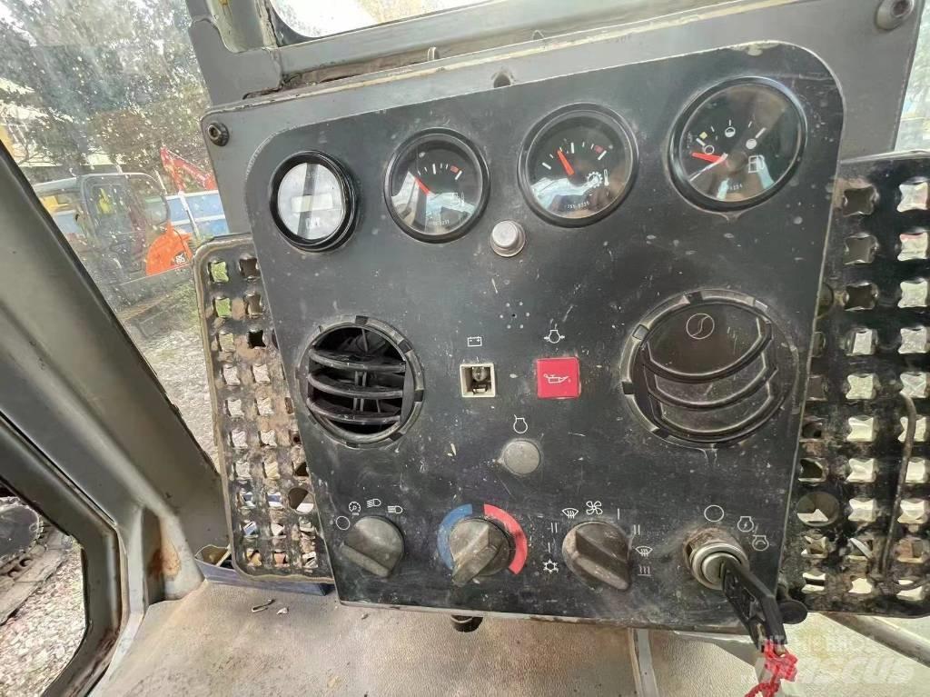 CAT D 6 G Vikšriniai buldozeriai
