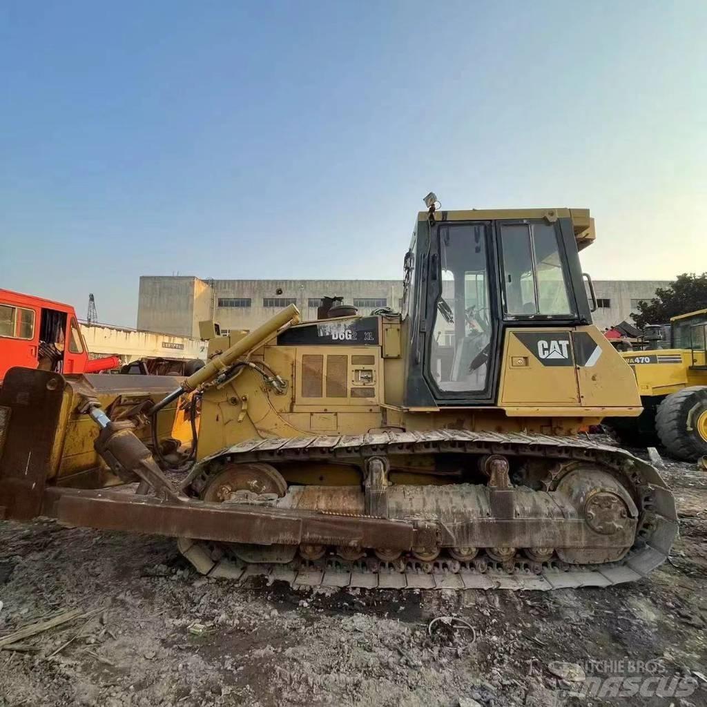 CAT D 6 G Vikšriniai buldozeriai