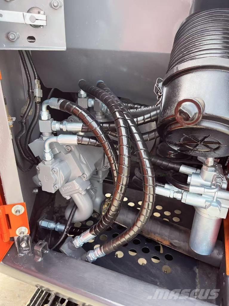 Hitachi ZX70 Vikšriniai ekskavatoriai