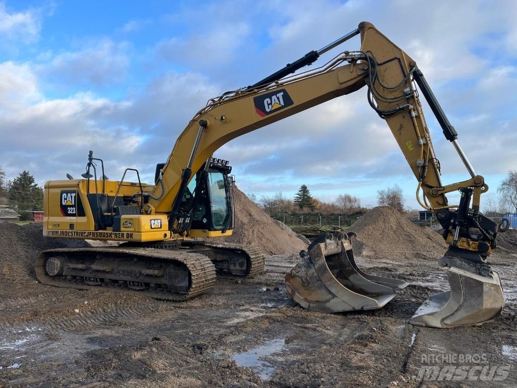CAT 323 Nextgen Vikšriniai ekskavatoriai