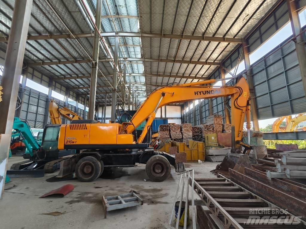 Hyundai R210w-7 Ratiniai ekskavatoriai