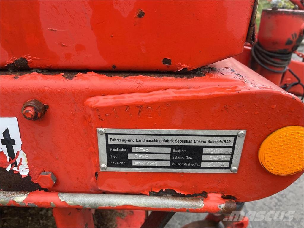 Unsinn RF-8 Priėmimo bunkeriai, pūtimo įrenginiai ir keltuvai