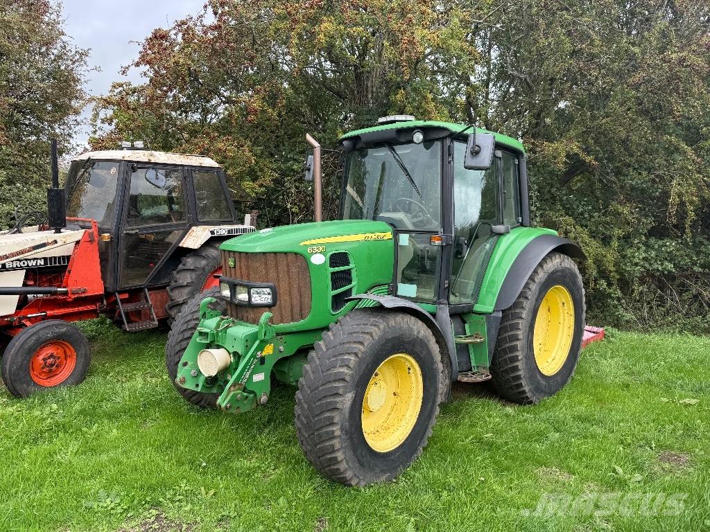 John Deere 6330 Traktoriai