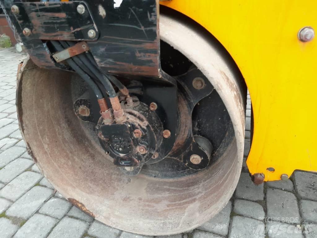 JCB VMT 260-120 Porinių būgnų volai
