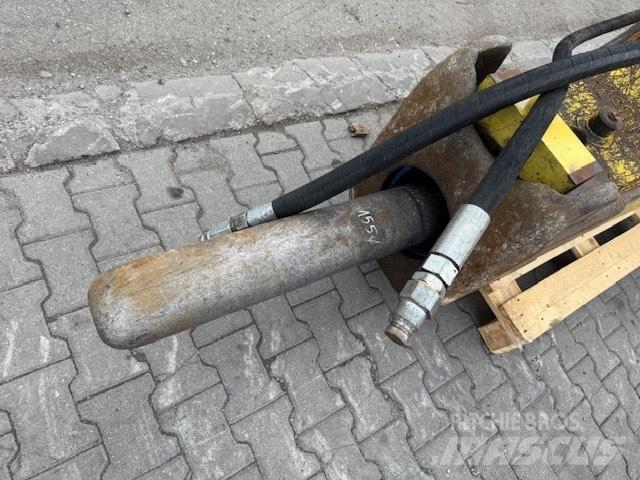 Soosan 121 Breaker Hidrauliniai kūjai / Trupintuvai