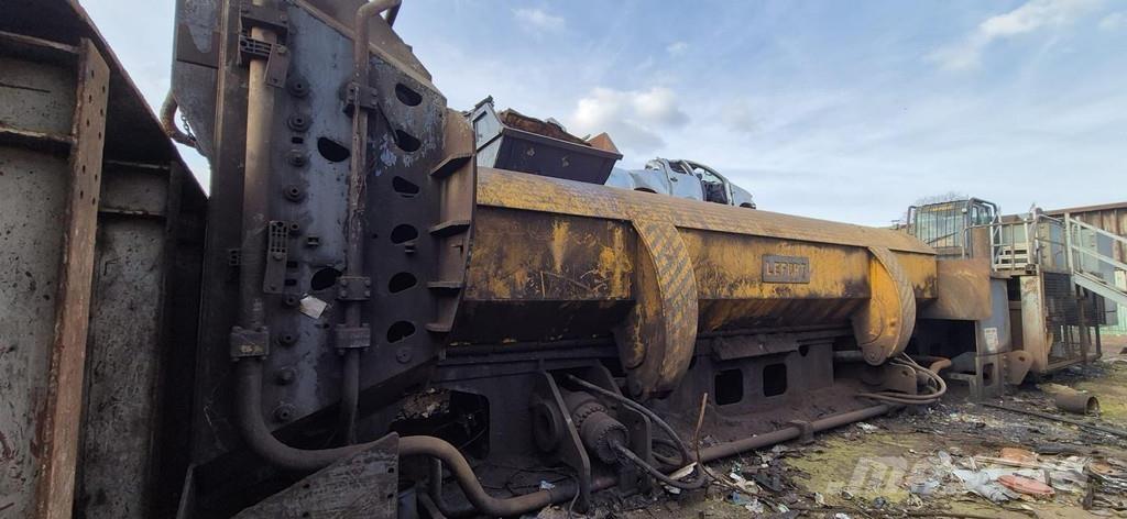 Lefort 850 Statyba - Kita