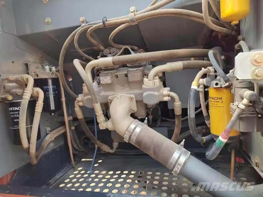 Hitachi ZX 200 Vikšriniai ekskavatoriai