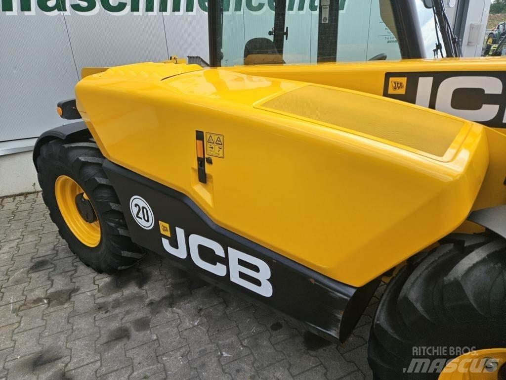 JCB 525-60 Teleskopiniai krautuvai