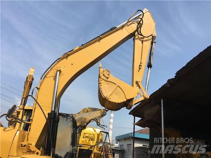 CAT 320 D Vikšriniai ekskavatoriai