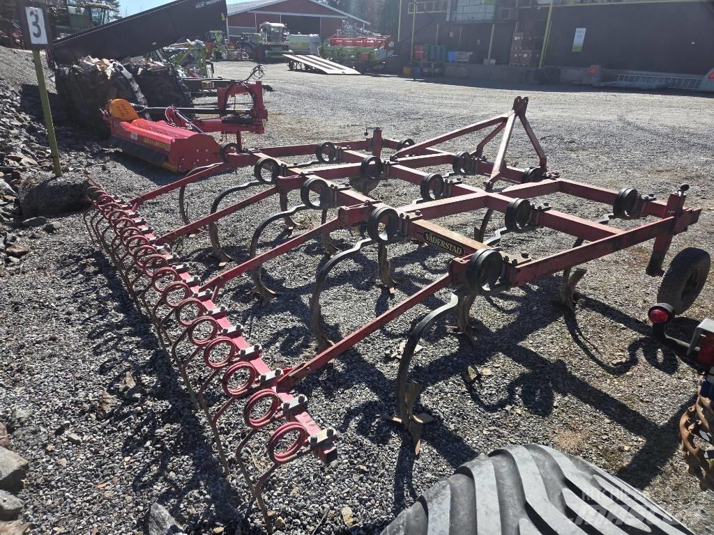 Väderstad Cultivator Kultivatoriai