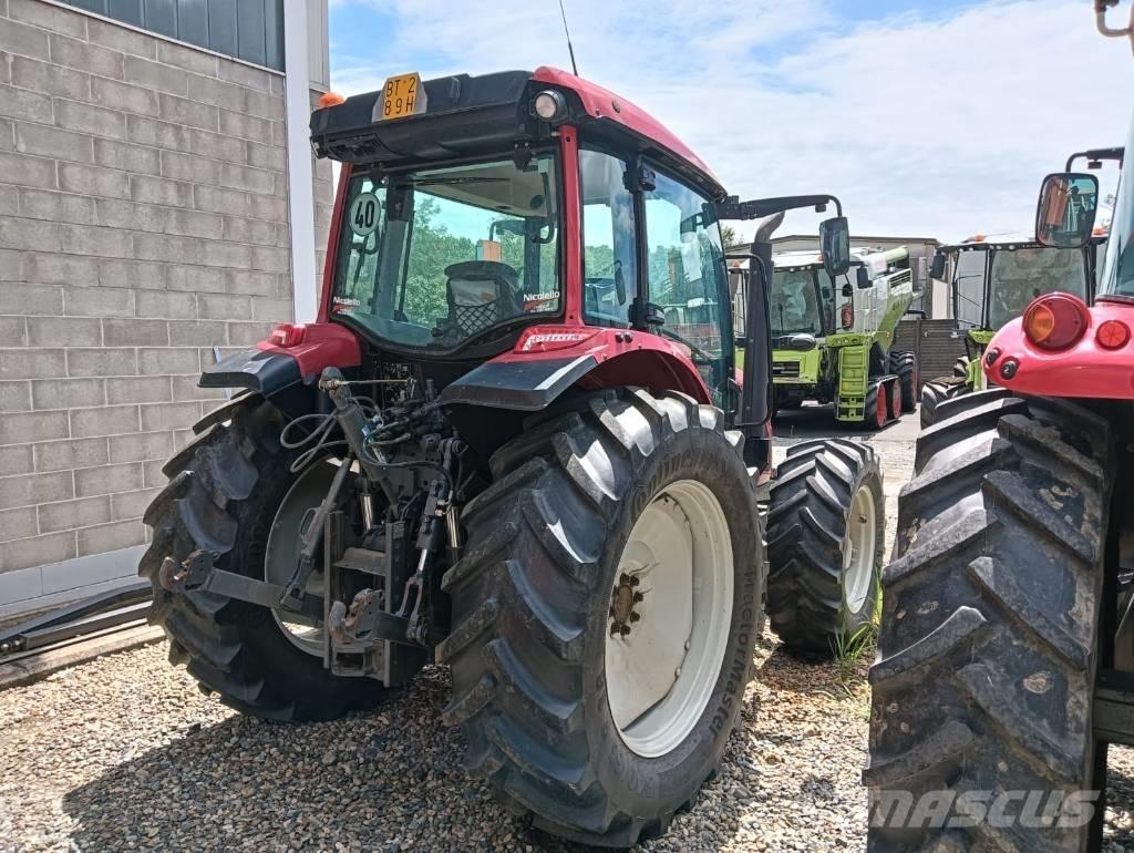 Valtra A 114 Traktoriai