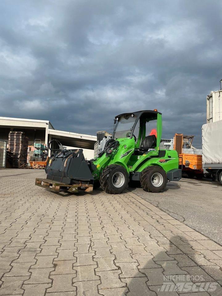 Avant 640i Naudoti ratiniai krautuvai
