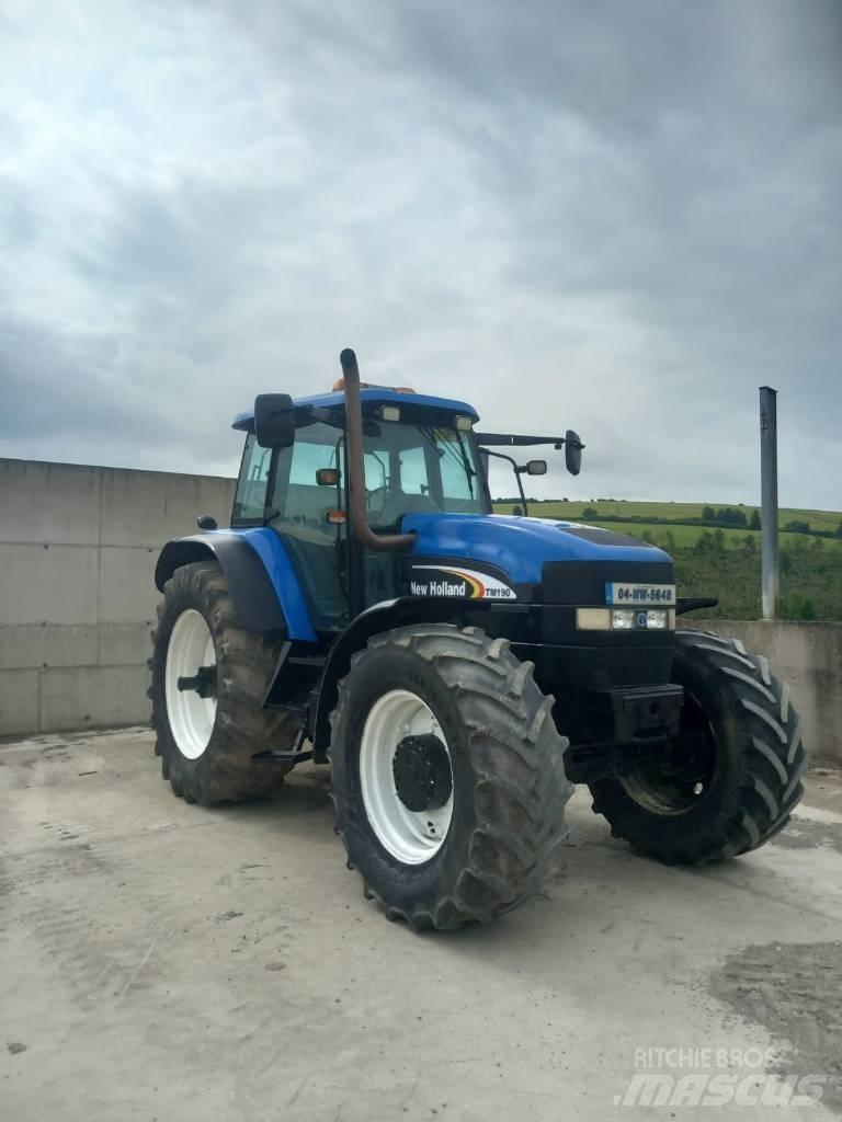 New Holland TM 190 Traktoriai