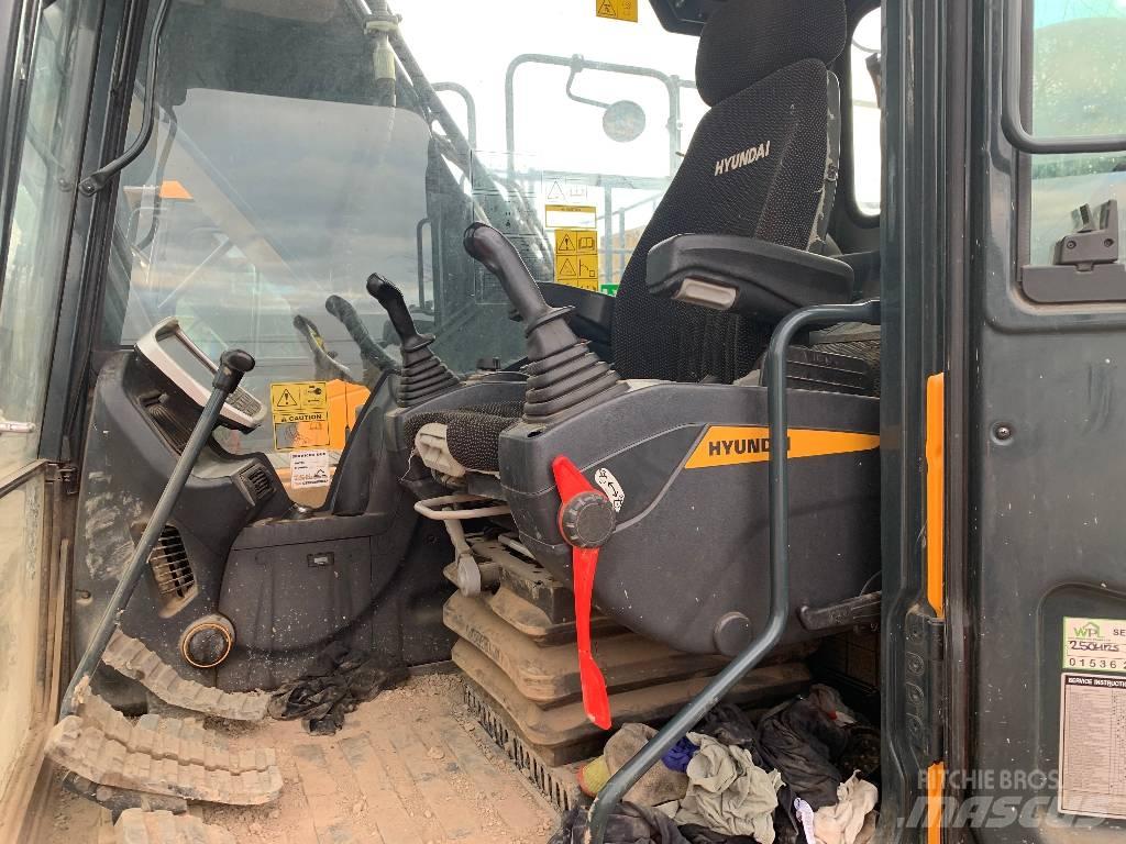 Hyundai HX220A L Vikšriniai ekskavatoriai