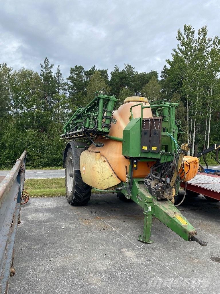 Amazone UX 5200 36m Prikabinami purkštuvai