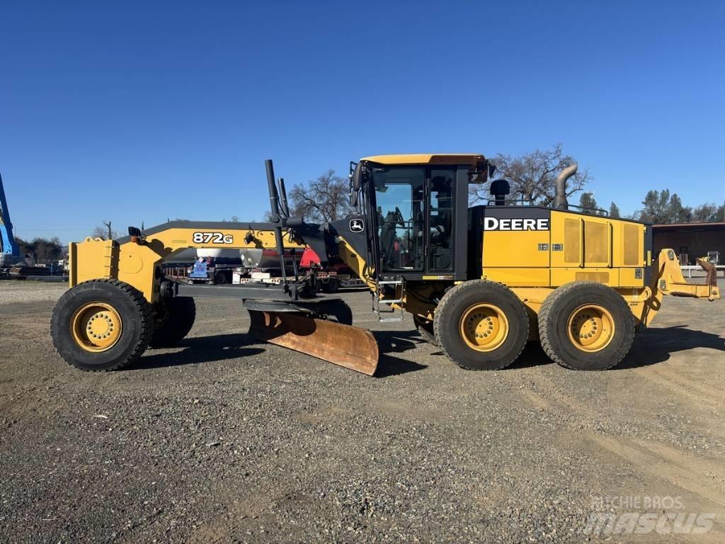 DEERE 872G Greideriai