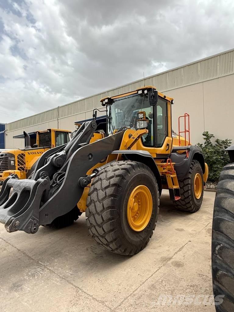 Volvo L 110 H Naudoti ratiniai krautuvai
