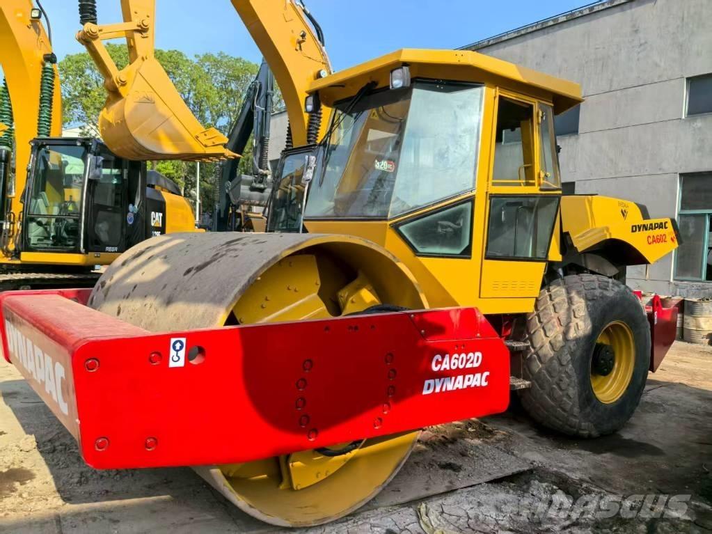 Dynapac ca602d Vieno būgno volai