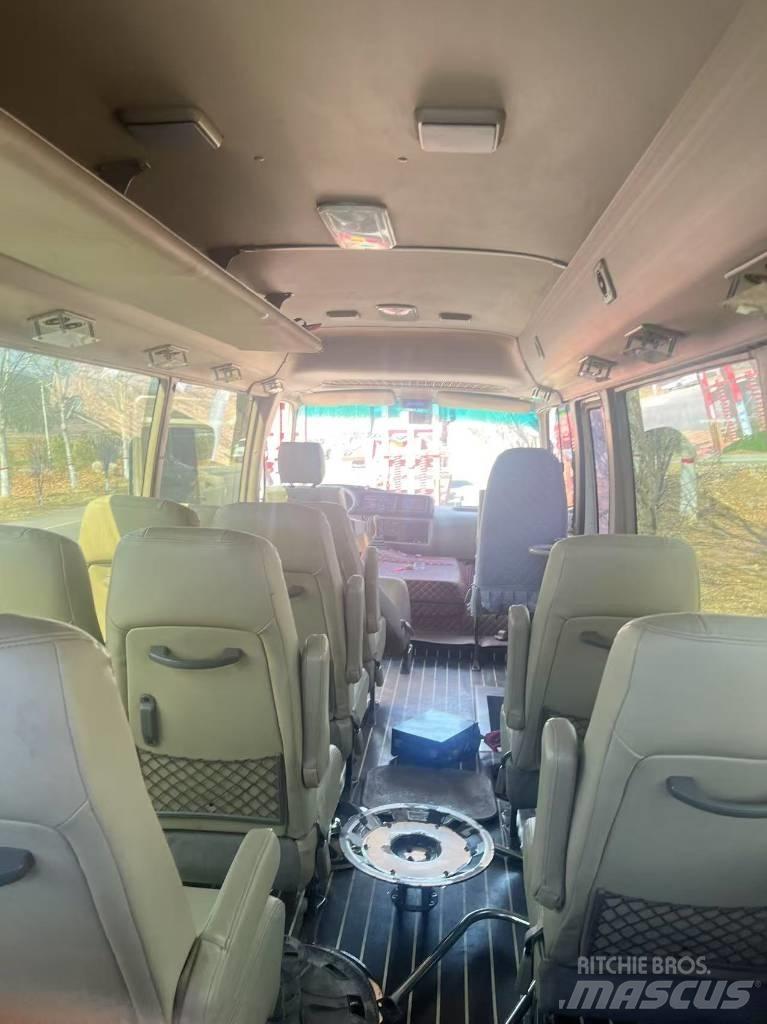 Toyota Coaster Bus Mikroautobusai