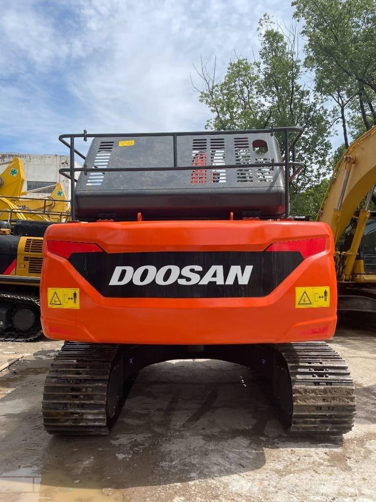 Doosan DX 225 Vidutinės galios ekskavatoriai 7-12 t