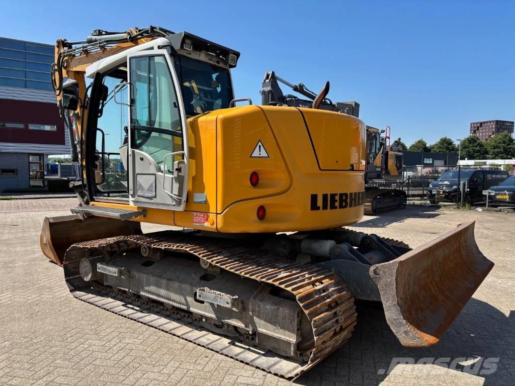 Liebherr R 914 Vikšriniai ekskavatoriai