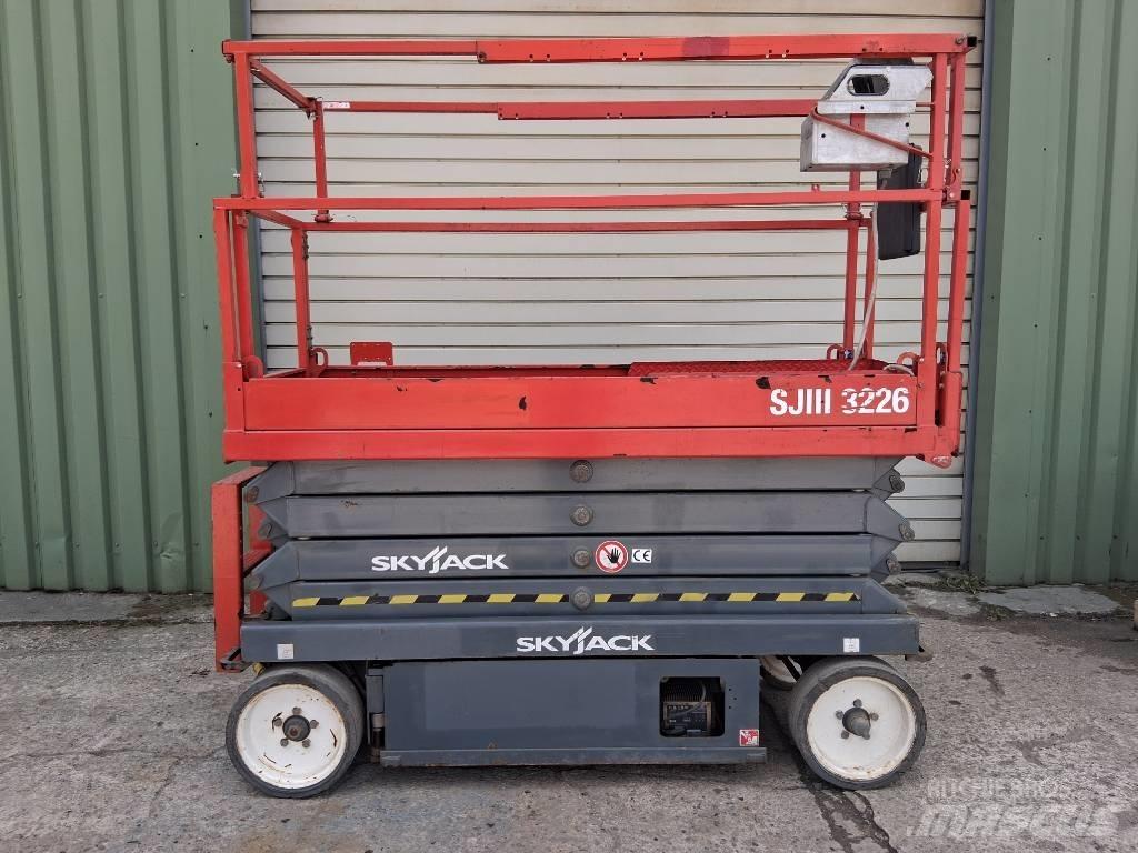 SkyJack SJ III 3226 Žirkliniai keltuvai