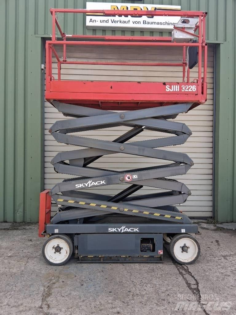 SkyJack SJ III 3226 Žirkliniai keltuvai