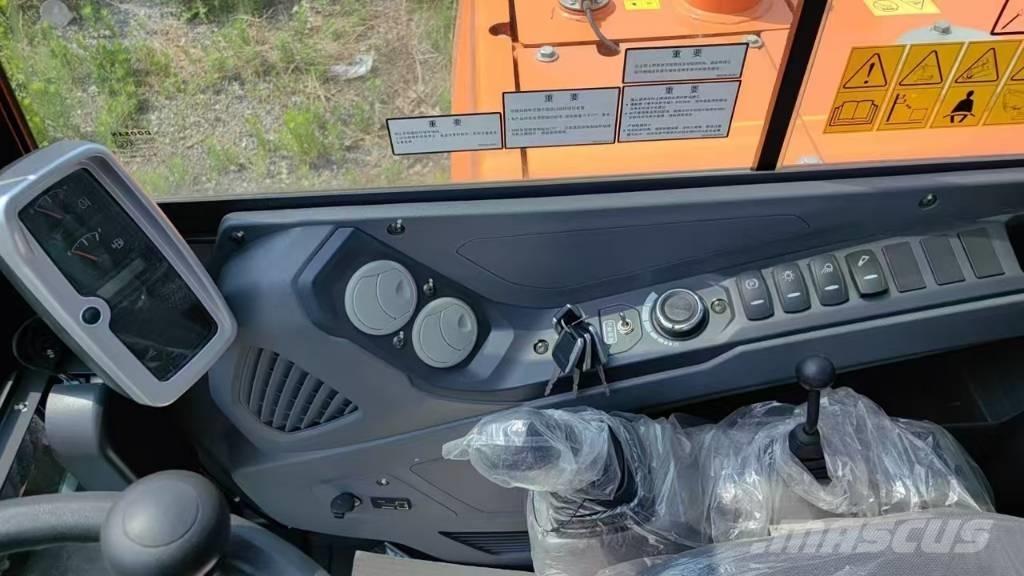 Develon DX60W ECO Ratiniai ekskavatoriai