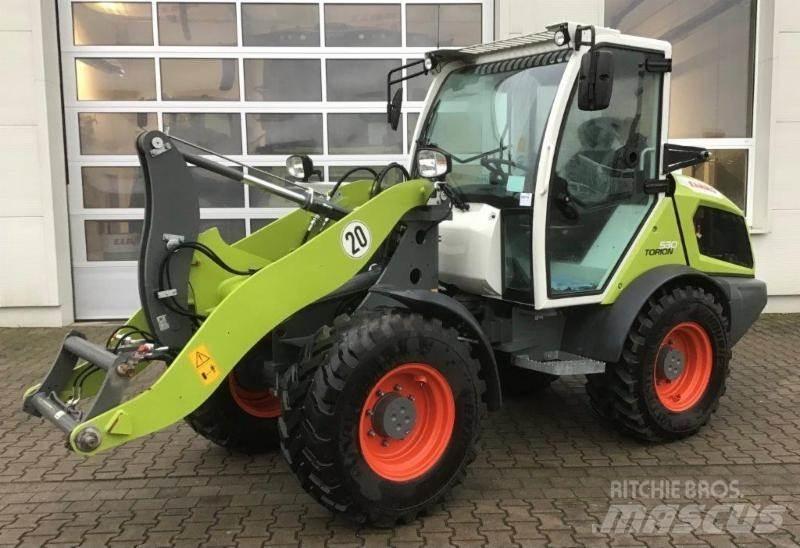 CLAAS TORION 530 Naudoti ratiniai krautuvai