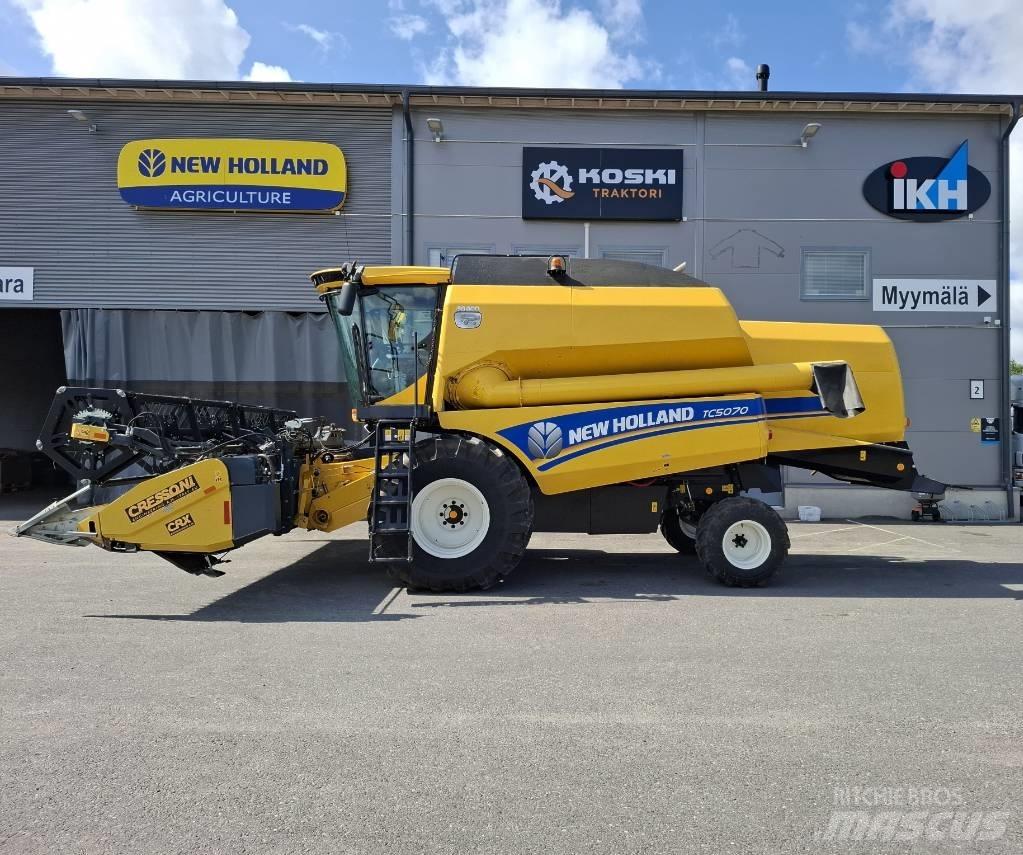 New Holland TC 5070 Derliaus nuėmimo kombainai