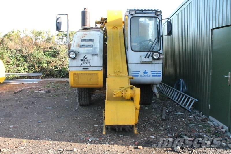 Sgariboldi 4021 Savivarčių priekabų vilkikai